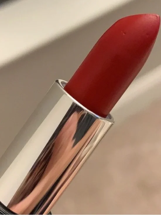 Glo Skin Beauty Bold Red Cream Lipstick - Picture 3 of 4